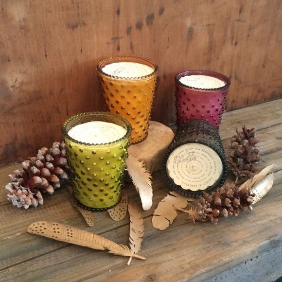 Lavender & Grapefruit Hobnail Glass Candle - NWT - Picture 4 of 15